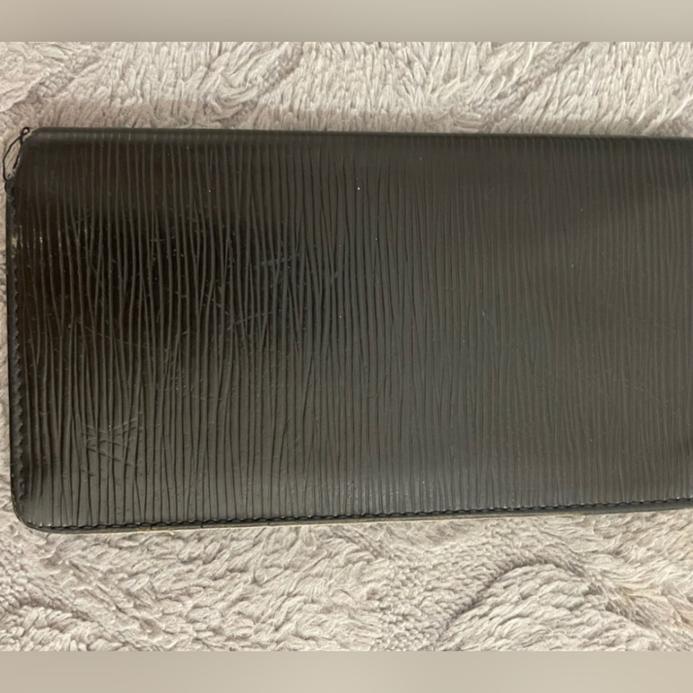 Louis Vuitton Epi Leather Long Bifold Wallet Black